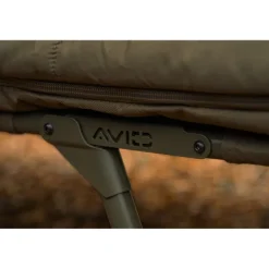Bedchair Avid Carp Revolve System