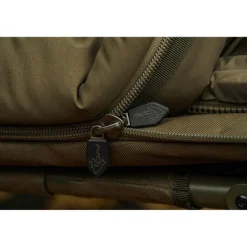 Bedchair Avid Carp Revolve System