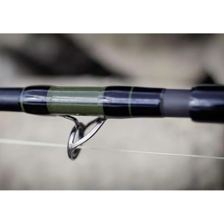 Canne Spinning Black Cat Blade