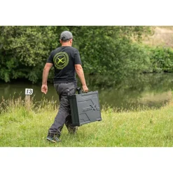 Casier Fox Matrix Pro Rigid Feeder Tray