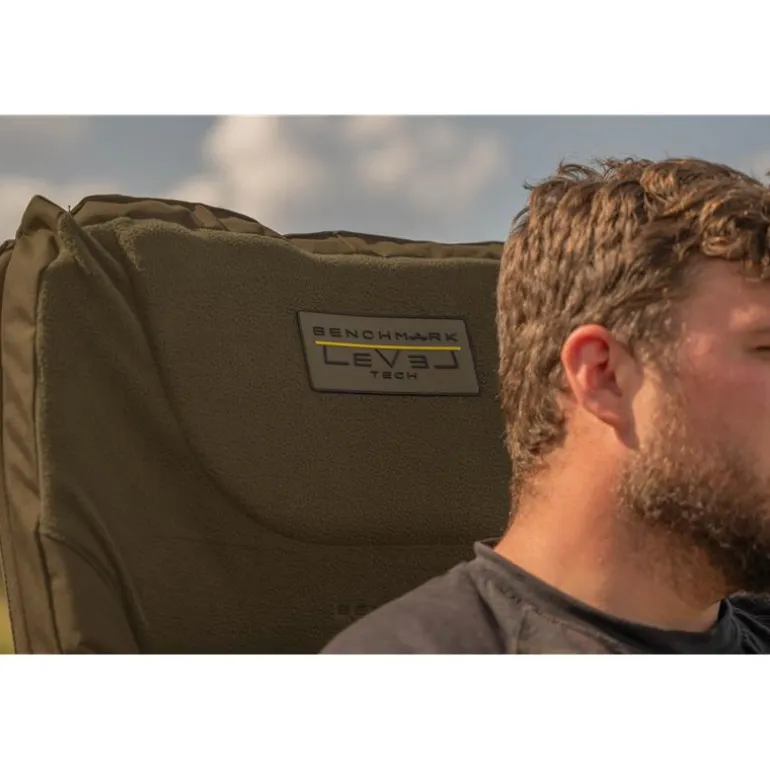 Level Chair Avid Carp Benchmark Leveltech Hi-Back Recliner Chair