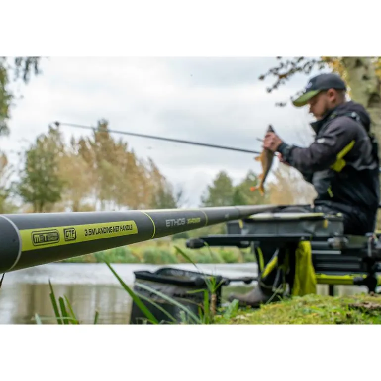 Manche D'épuisette Fox Matrix Ethos Xr Power Landing Net Handle