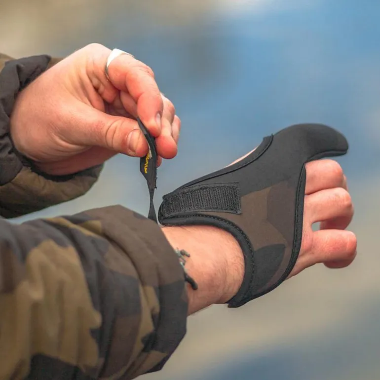 Protège Doigt Avid Carp Neoprene Finger Stall