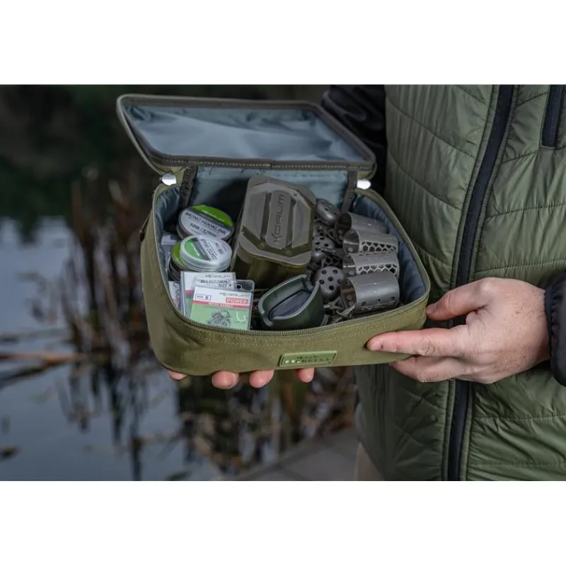 Korum Bagagerie Carpe|Bagagerie Coup^Trousse À Accessoires Progress Hardcase Pouch 4L